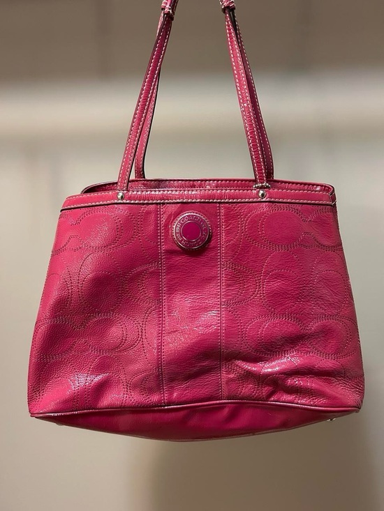 Coach Handbags - Vintage Coach Hot Pink Signature Pebbled Leather Shoulder Tote